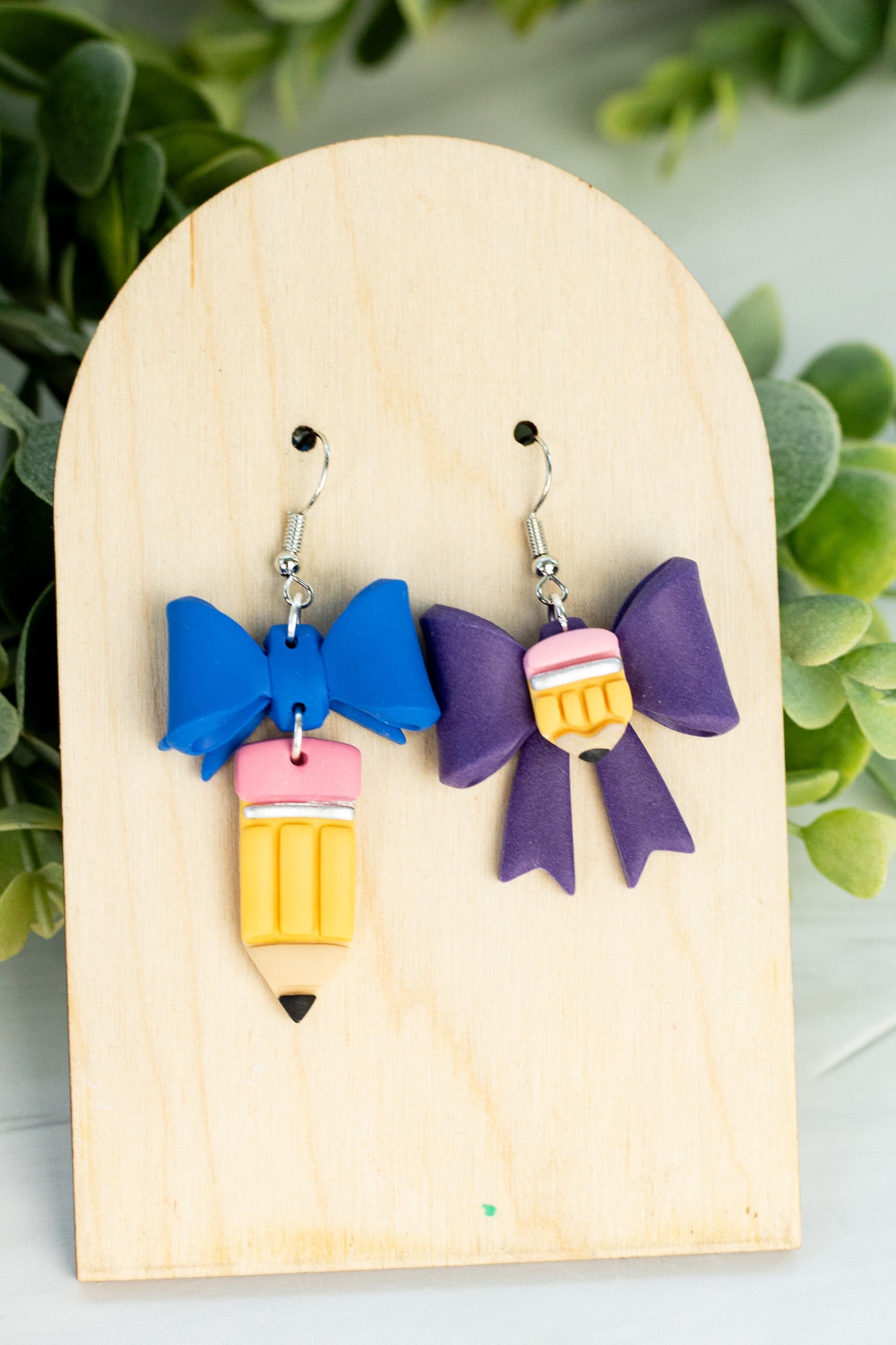Pencil Bow Dangles - Best Teacher Ever Cards