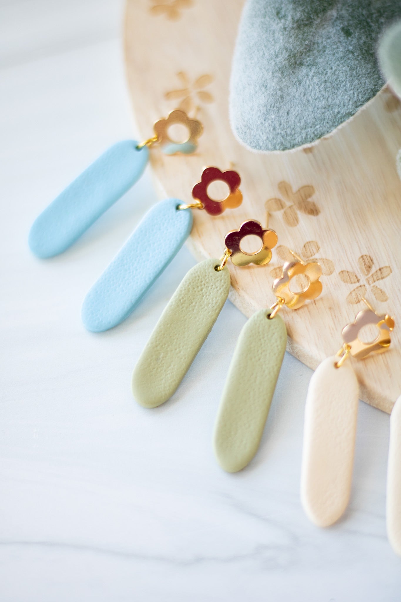 Spring Daisy Stud Dangles