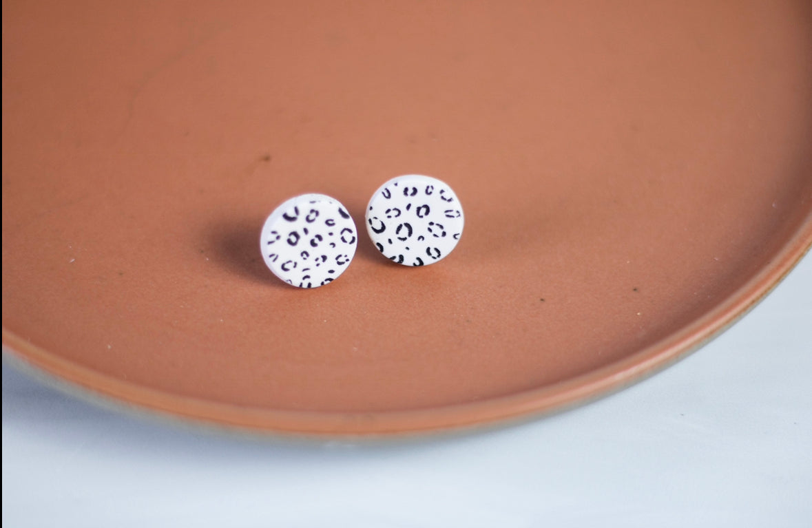 White Cheetah Collection