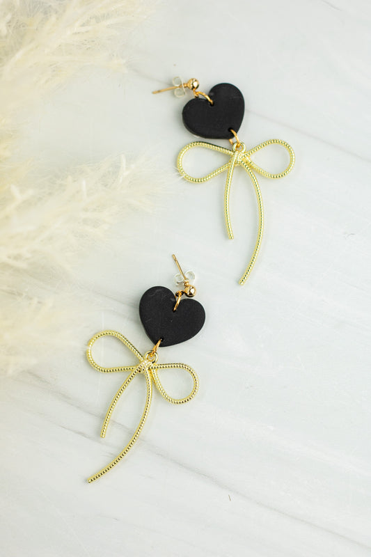 Black heart bow dangles
