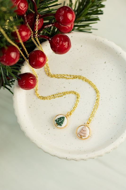 WS 18k Holiday Necklace