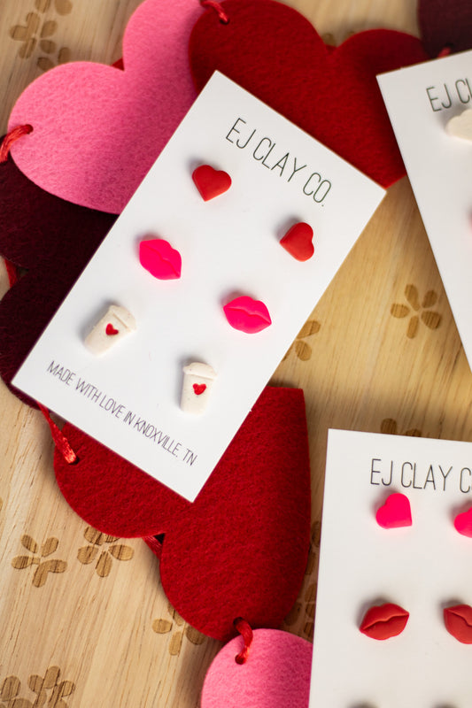 WS Valentines stud sets