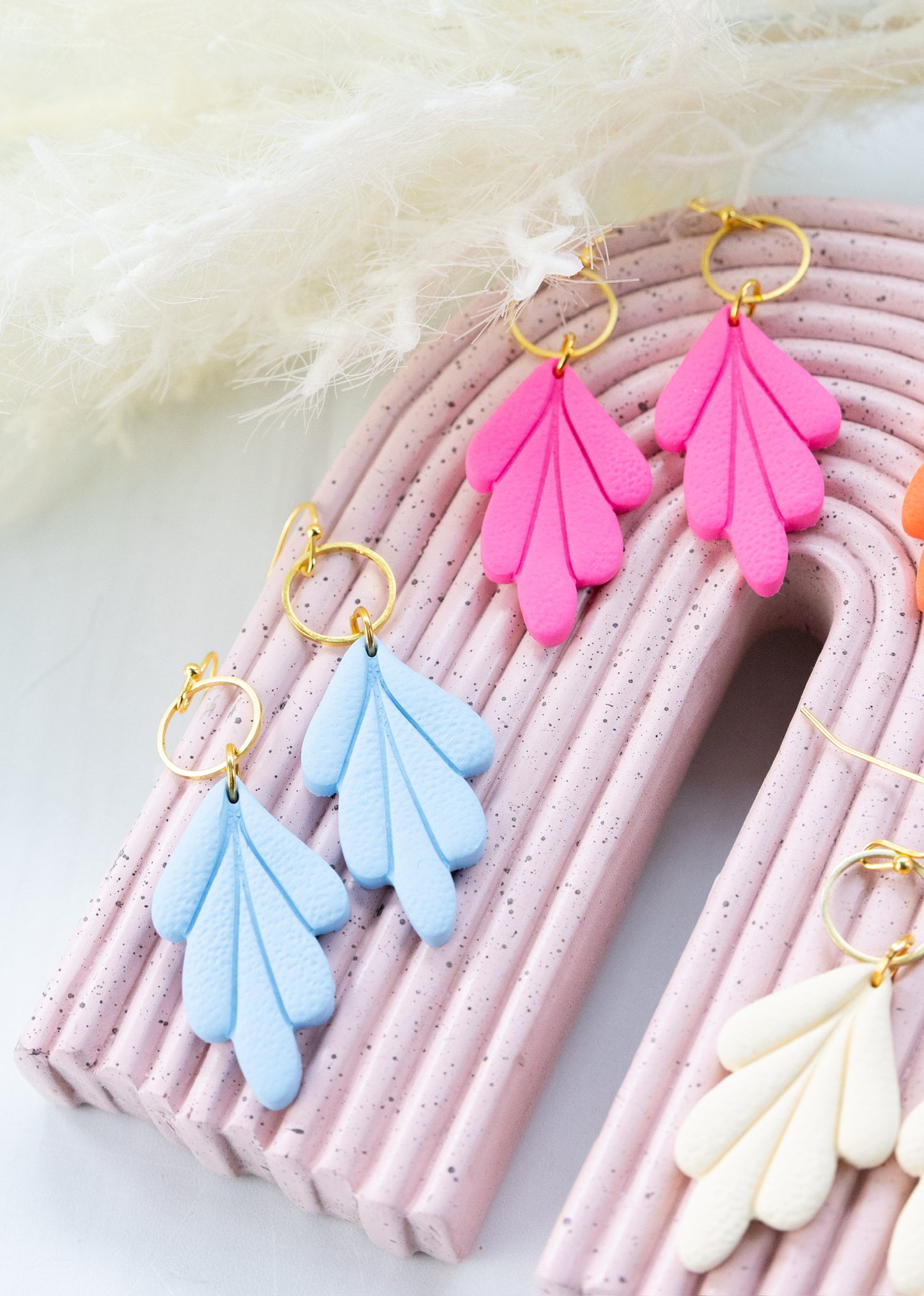 Leaf Circle Charm Dangles