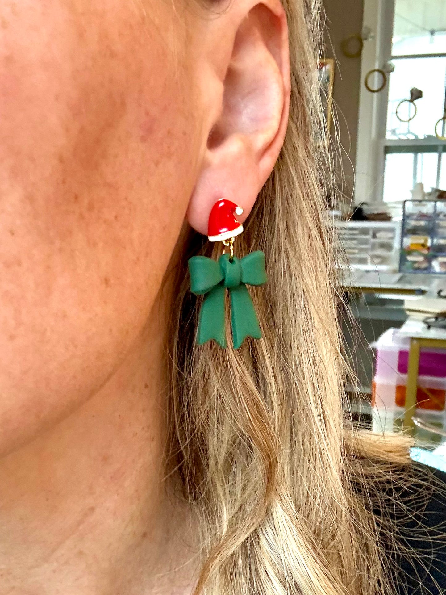 18k Santa Hat Collection