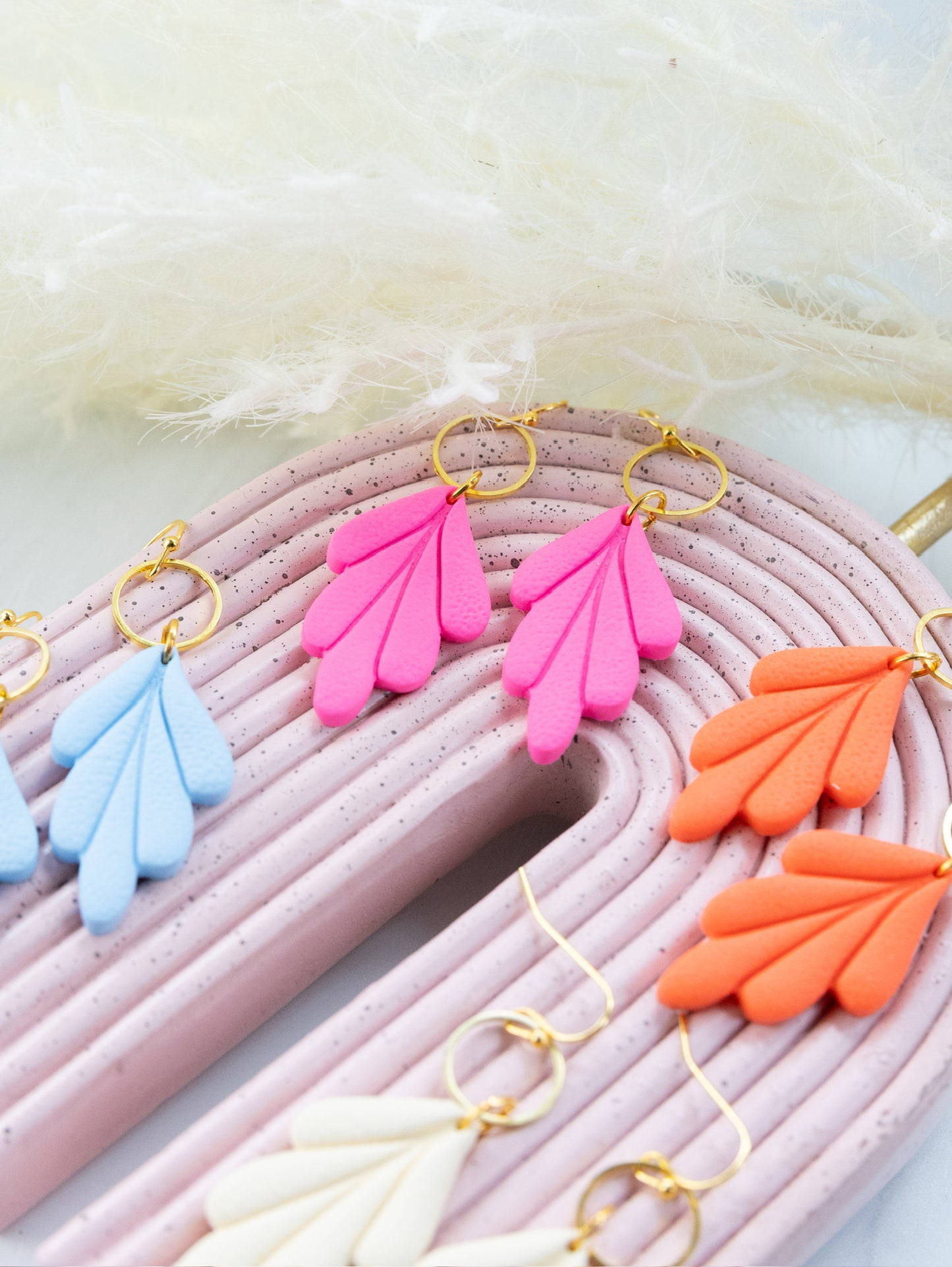 Leaf Circle Charm Dangles