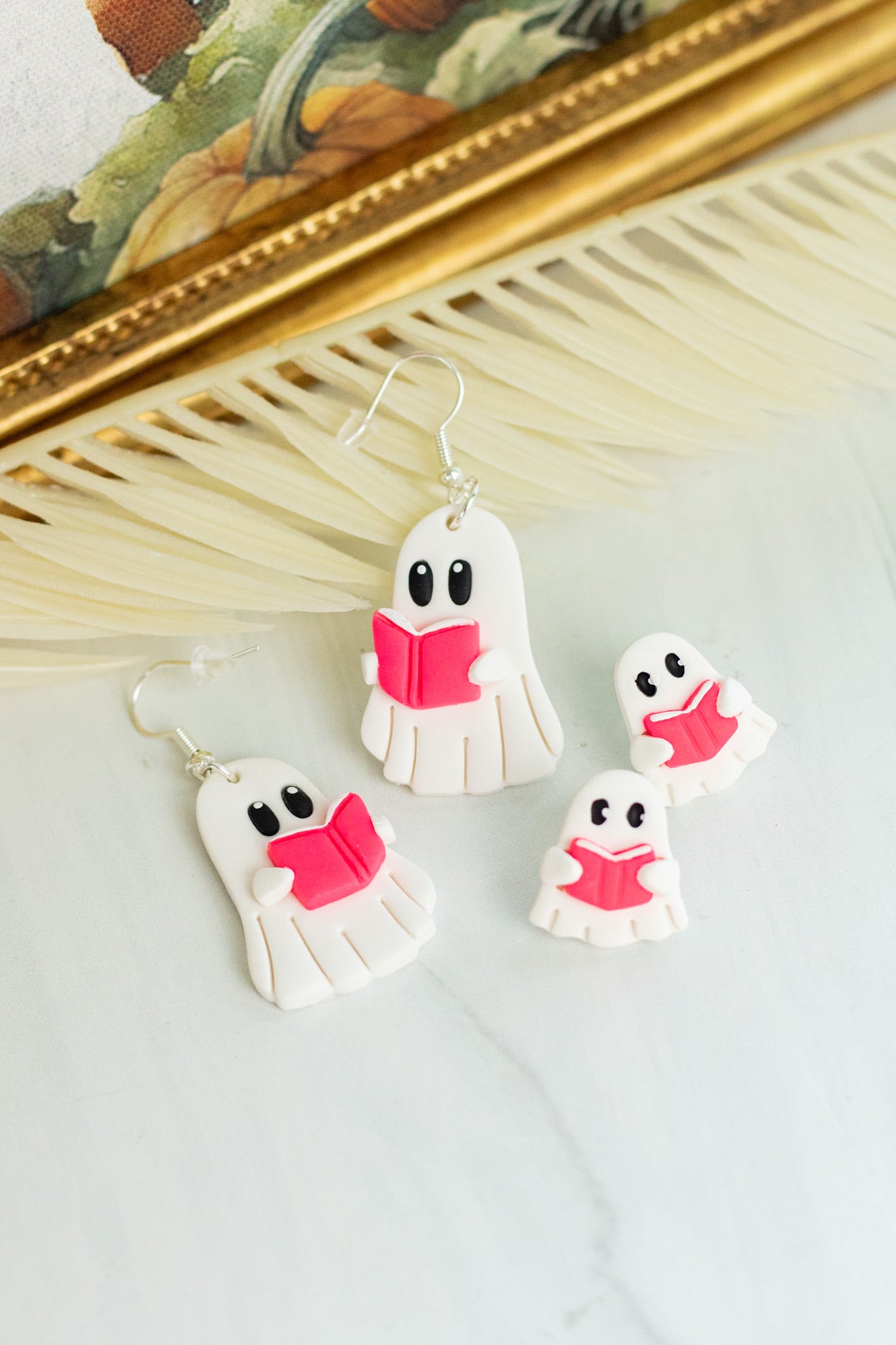 Bookish Ghosts