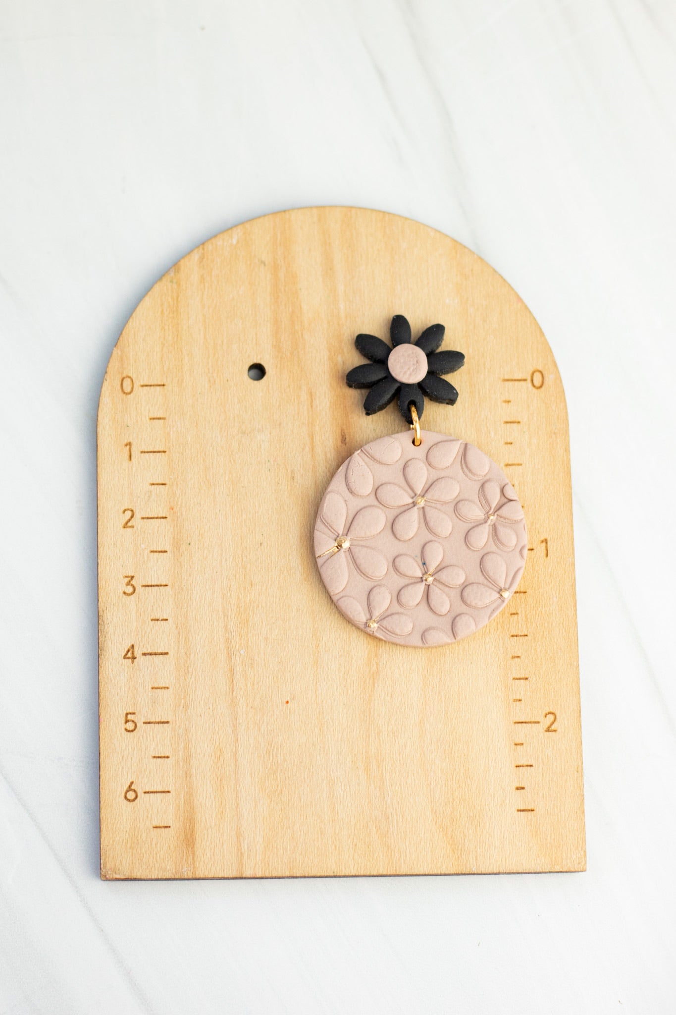 Chic Neutral Flower collection