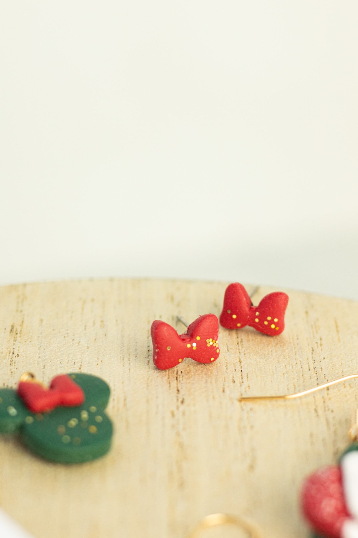 ‘25 Magical Holiday Collection