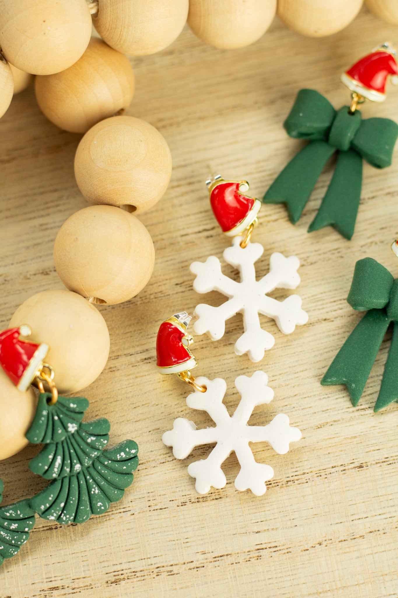 18k Santa Hat Collection