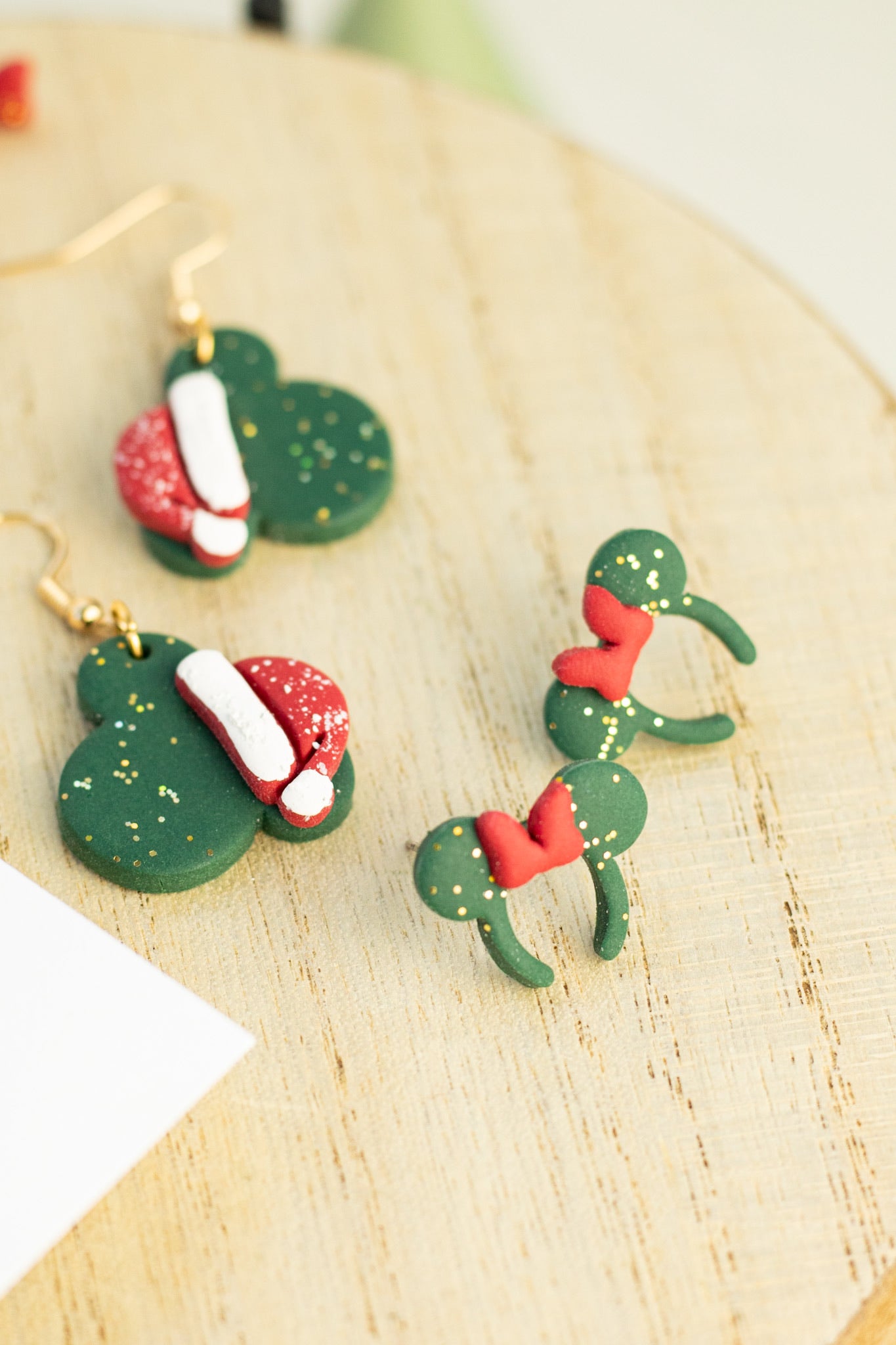 ‘25 Magical Holiday Collection