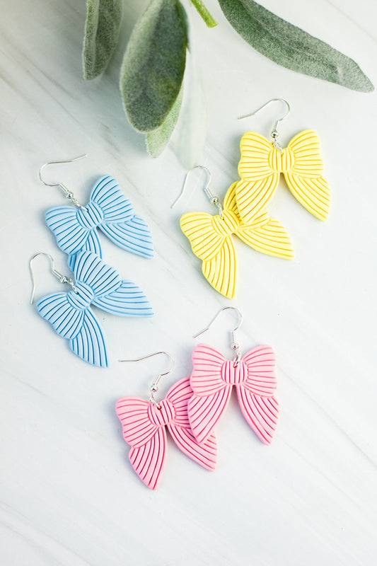 Embossed Spring Bows
