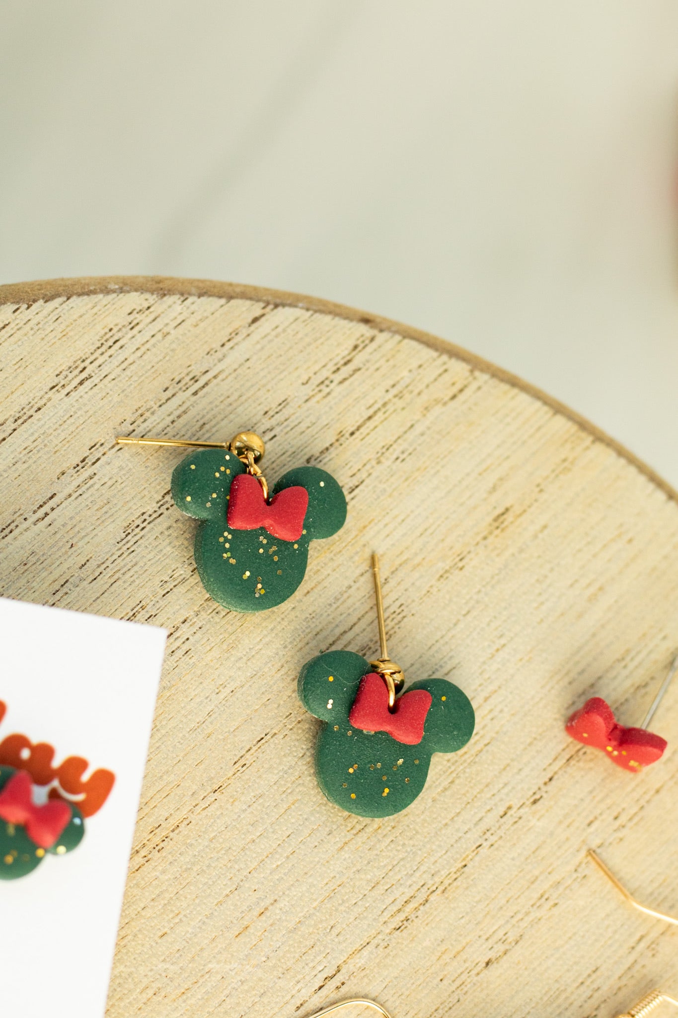 ‘25 Magical Holiday Collection