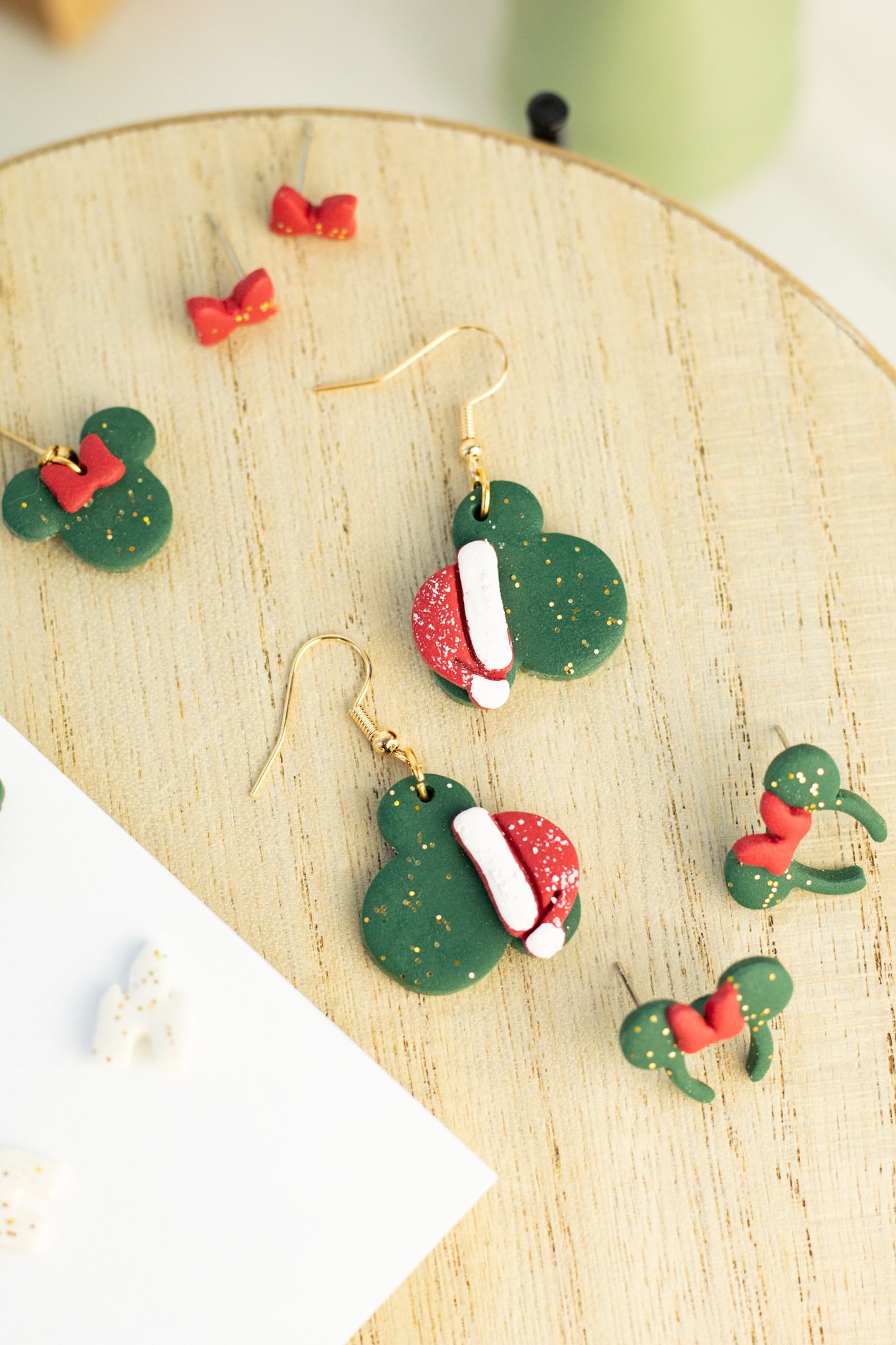 ‘25 Magical Holiday Collection