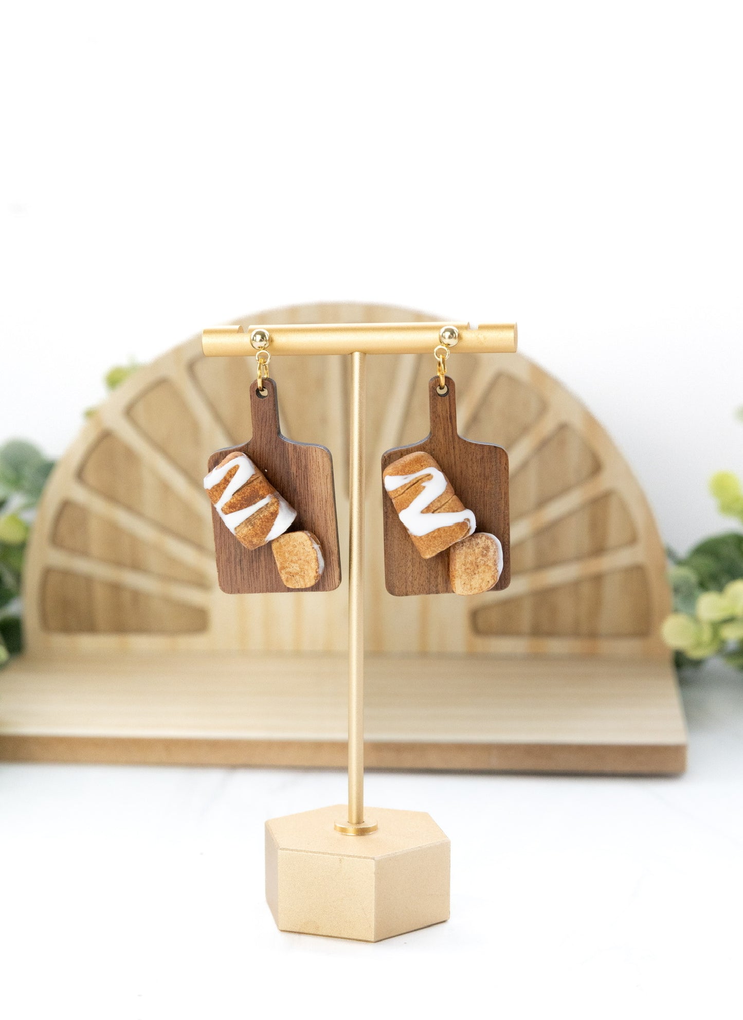 Cinnamon Bread Dangles