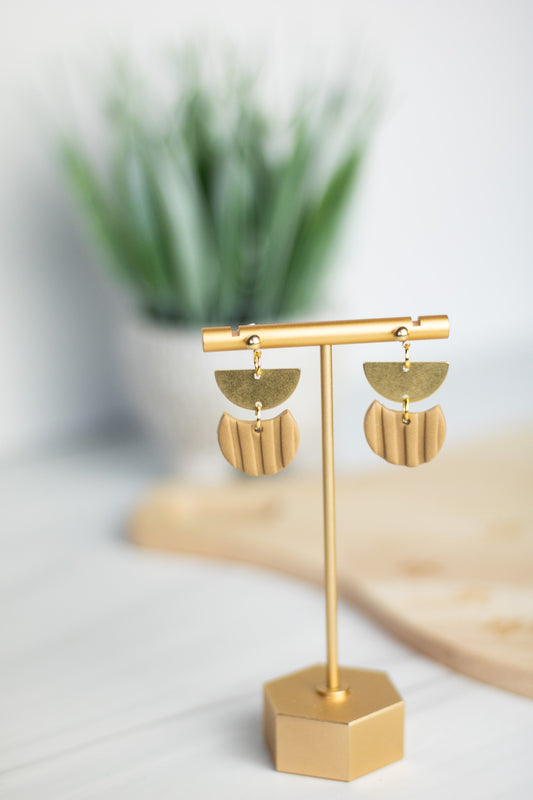 Ws Latte Ribbed Dangle