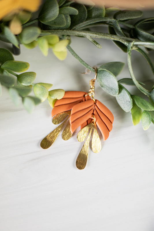WS Fall Scallop Leaf Dangles