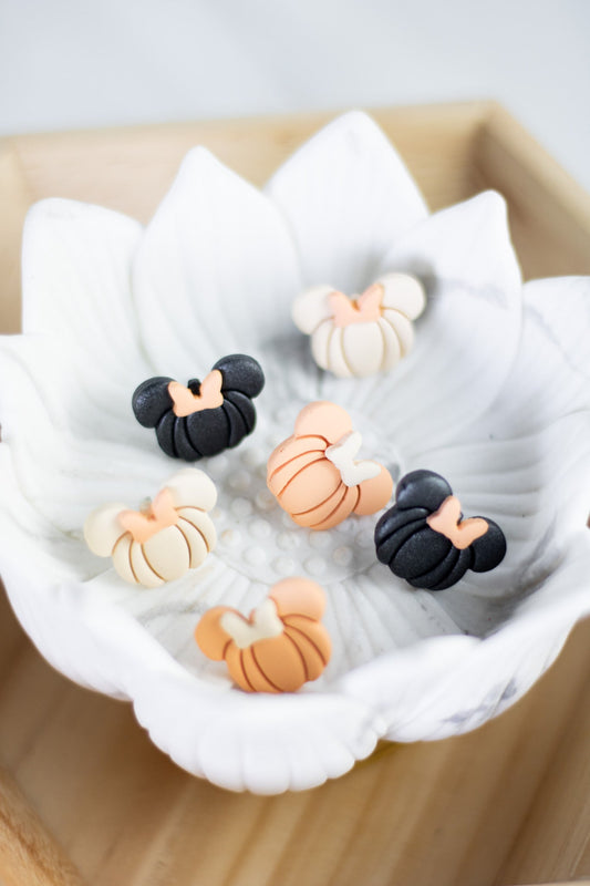 Girl Mouse Pumpkin Studs