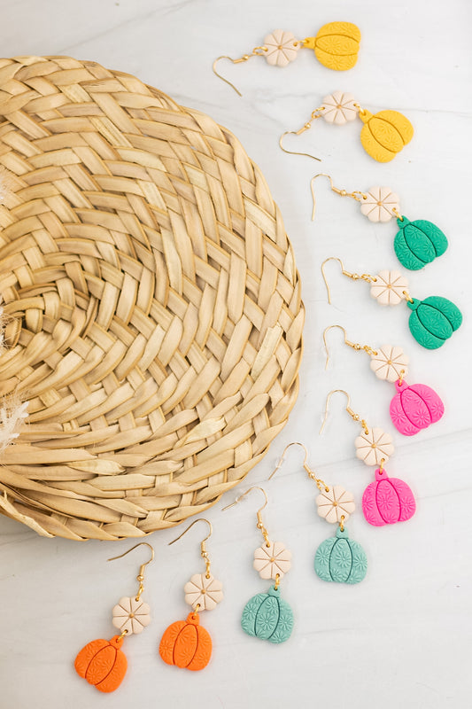 WS Daisy Embossed Pumpkin Dangles