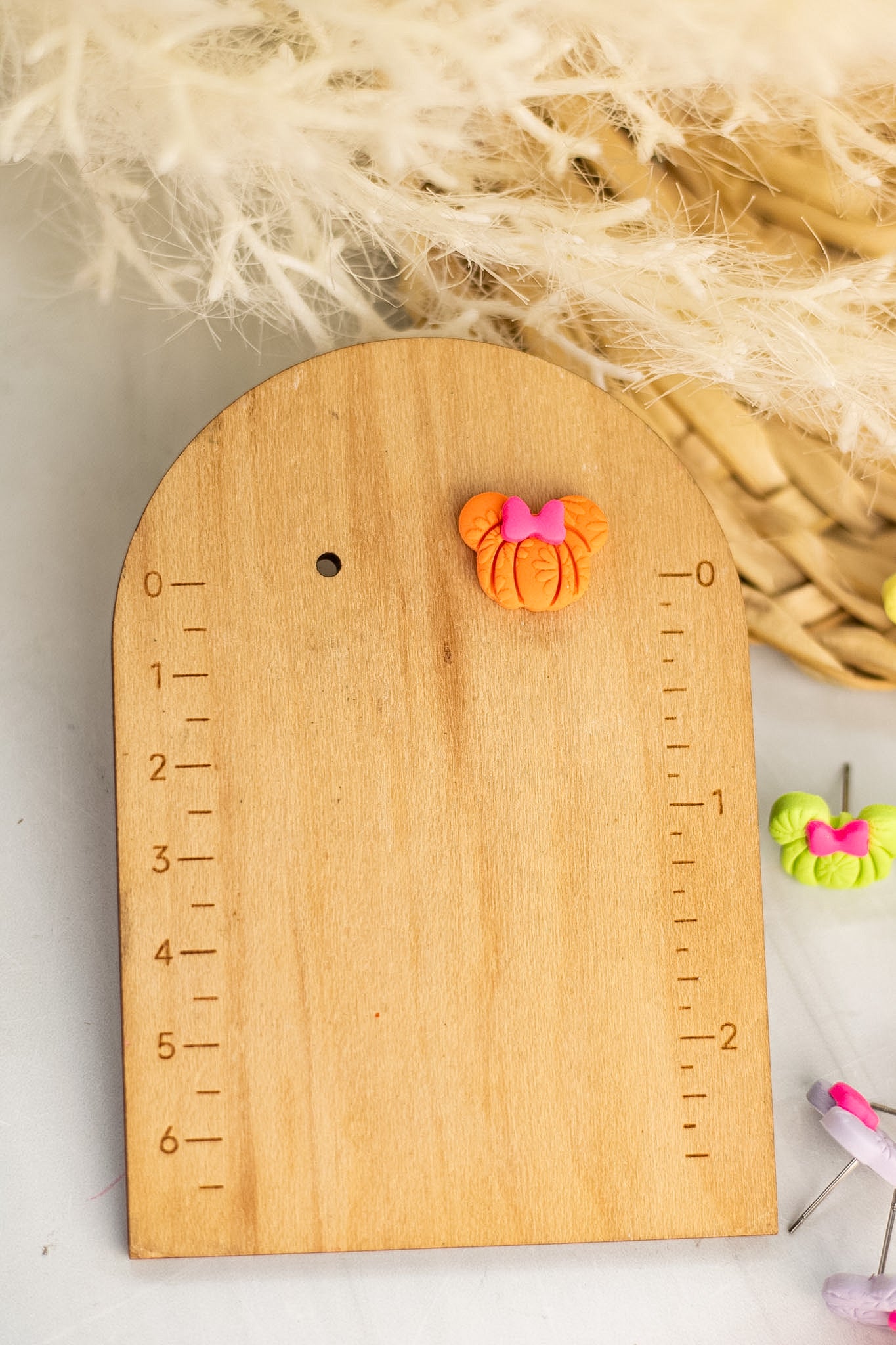 Bright Mouse Pumpkin Studs