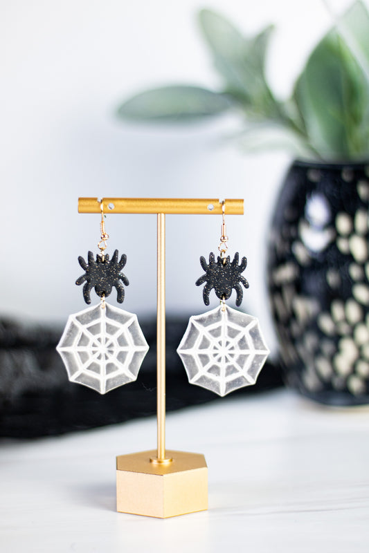 WS Spider and Web Dangles