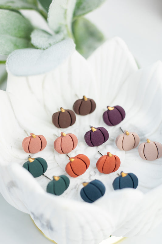 WS Fall 25 Pumpkin Studs