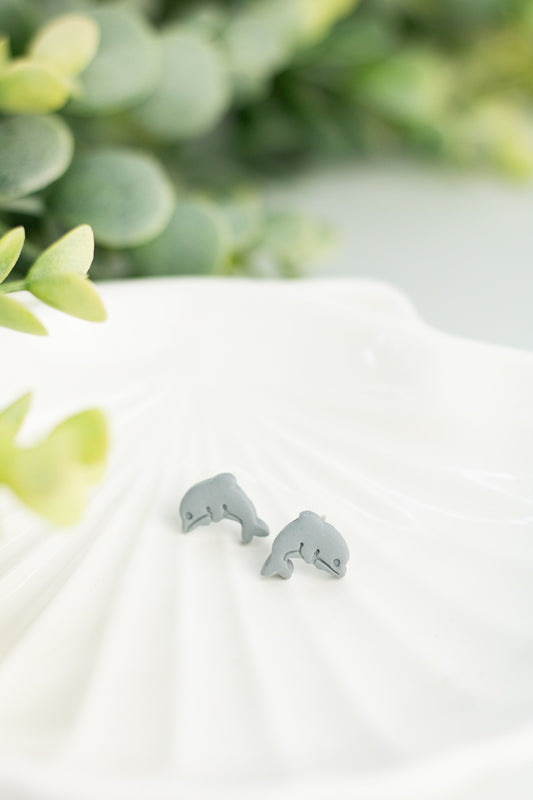 WS Mini Dolphin Studs