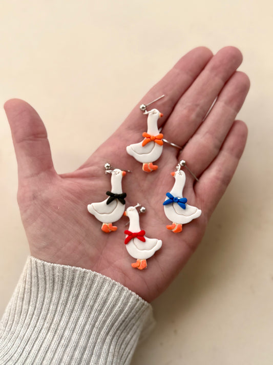 WS Goose Dangles