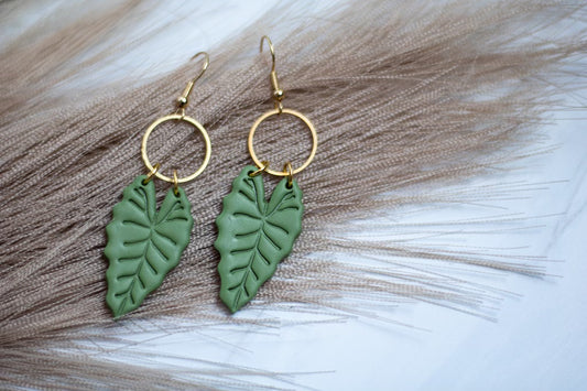 WS Leaf Circle Dangles